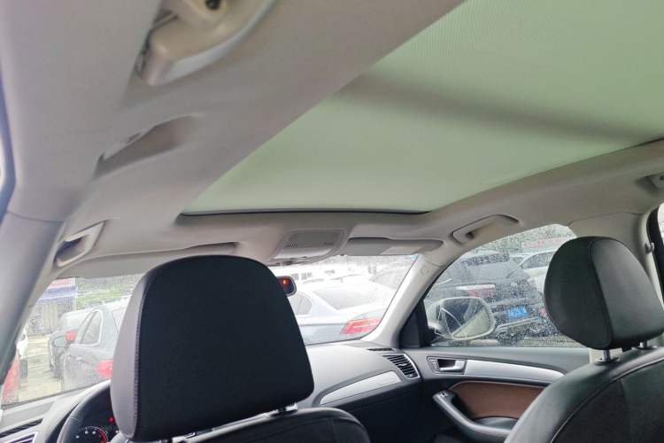 Used Audi Q5 2018 Collector's Edition 40 TFSI Technology Model