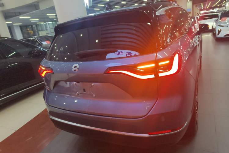 Used Nio ES8 2020 415 KM Signature Edition 7-Seater Version