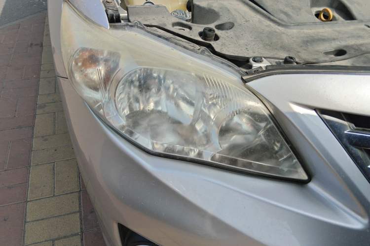 Used Toyota Corolla 2011 1.6L Automatic GL Right Front Headlight