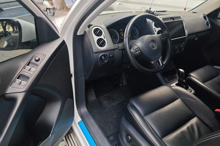 Used Volkswagen Tiguan 2017 300TSI Automatic Two-Wheel Drive Silk Road Comfort Edition
