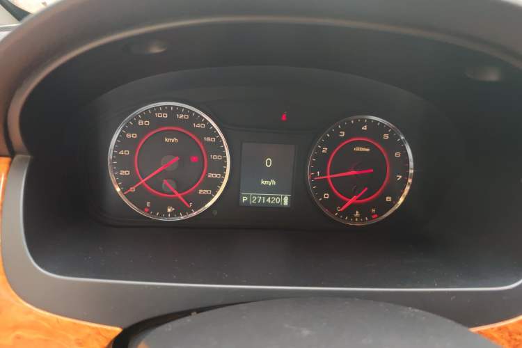 Used SAIC MAXUS G10  Instrument Cluster