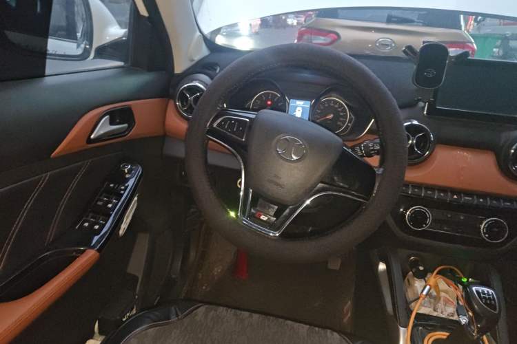 Used BAIC Senova X35 2016 1.5L Manual Luxury Edition Steering Wheel