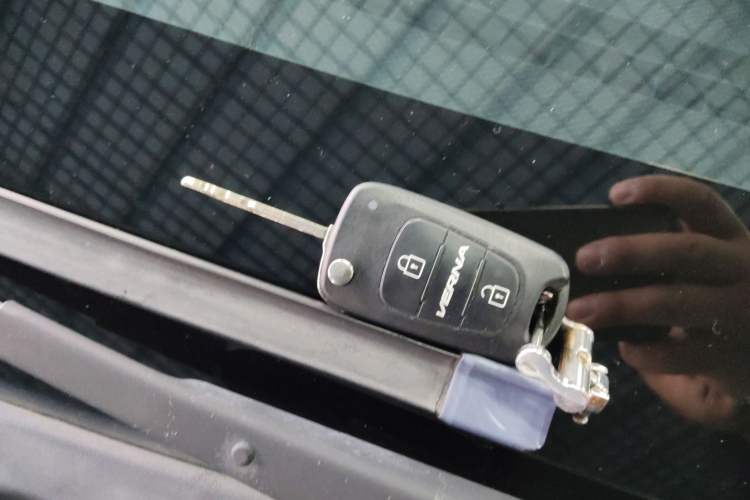 Used Hyundai Verna (older generation) 2014 1.4L Automatic Smart GLS
