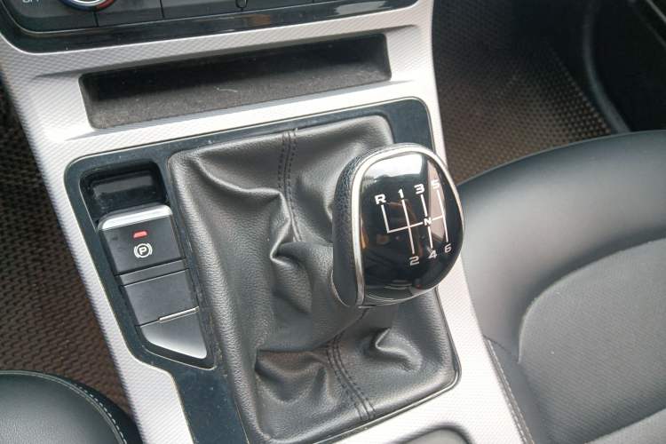 Used Geely Auto Emgrand GL 2021 UP 1.4T Manual LingShang Model
