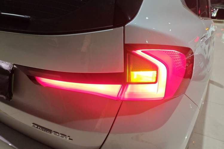 Used BMW iX1 2025 eDrive25L X Design Package