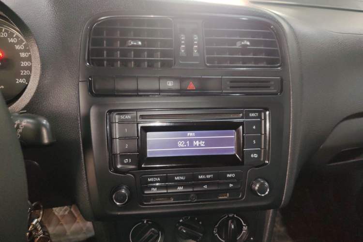 Used Volkswagen Polo 2014 1.4L Manual Fashion Edition