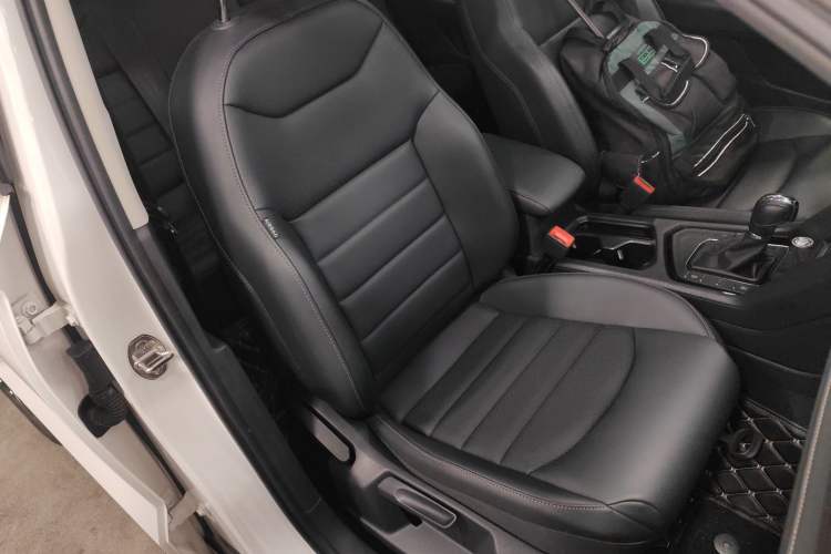 Used Volkswagen Tharu 2021 280TSI Two-Wheel-Drive Luxury Plus Edition
