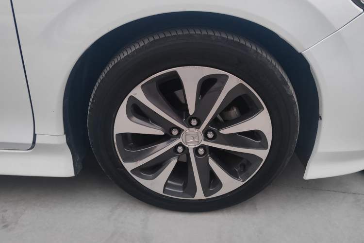 Used Honda Jade 2017 210TURBO CVT Fashion Edition 5-seater