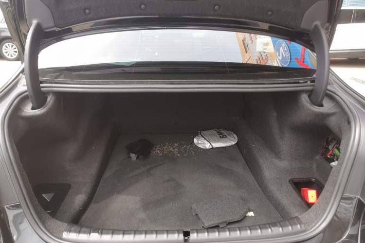 Used BMW 5 Series 2019 530Li Leading Model M Sport Package Trunk