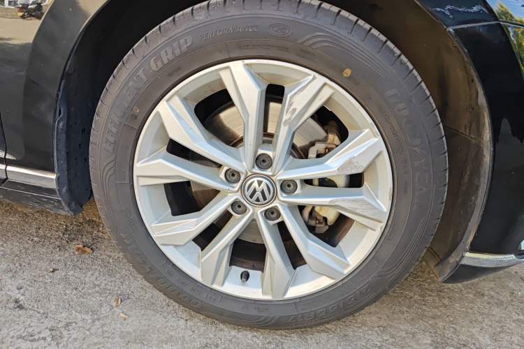 Used Volkswagen Magotan 2018 330TSI DSG Luxury Model