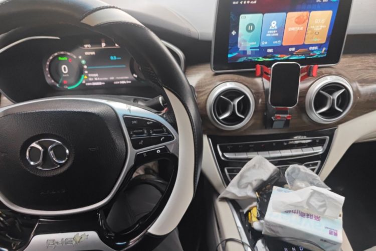 Used BAIC Beijing EU5 2018 R500 Smart Wind Edition