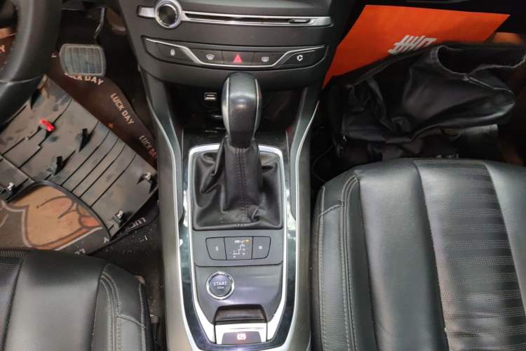 Used Peugeot 408 2014 1.6T Automatic Prestige Edition Gear Lever