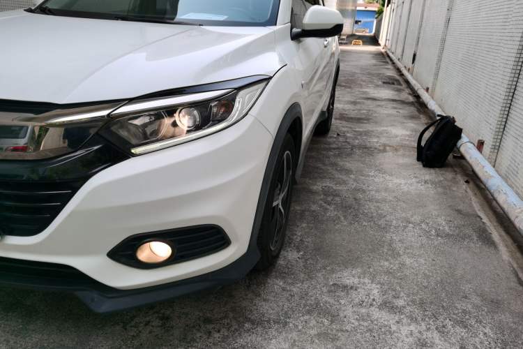 Used Honda Vezel 2020 1.5L CVT Pioneer Edition
