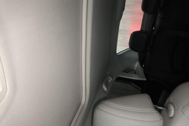 Used Chevrolet Monza 2024 1.5L Dual-Clutch Enjoyment Edition Headliner