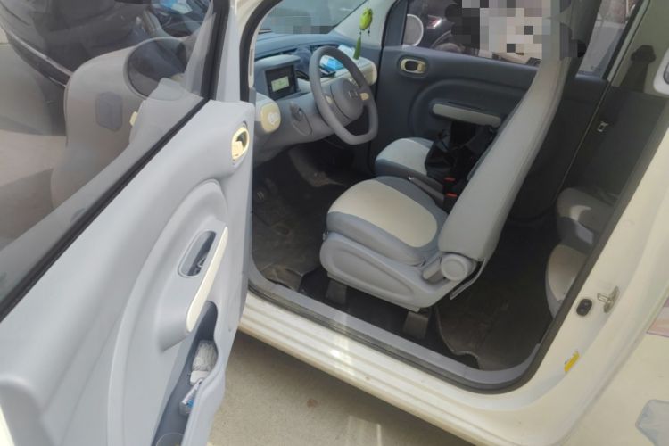 Used Bestune Pony 2024 170km Range Energizing Horse Driver Seat