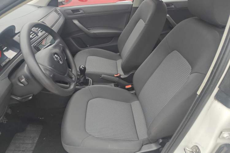 Used Volkswagen Santana 2019 1.5L Manual Fashion Edition China VI Standard Left Front Seat