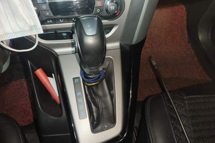 Used Ford Focus 2012 Sedan 1.6L Automatic Fashion Edition