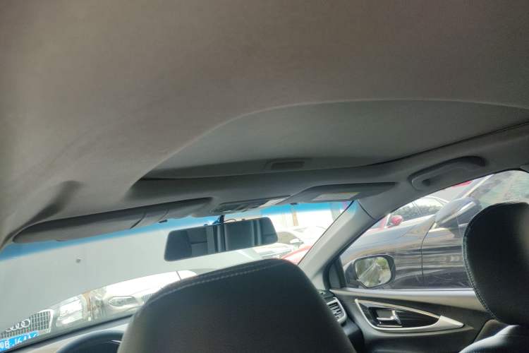 Used Honda Crider 2013 1.8L automatic luxury edition
