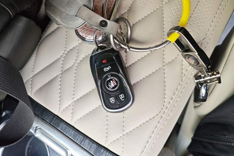 Used Buick GL8 2023 Land Executive Class Smart Enjoyment Model Vehicle Key