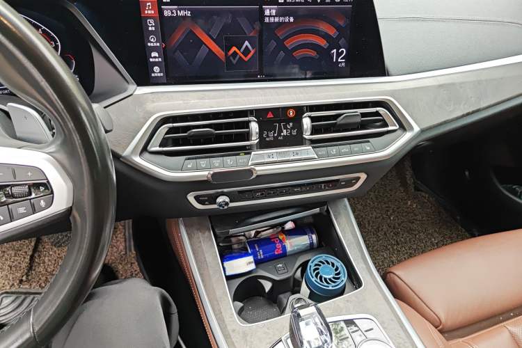 Used BMW X5  Audio And AC Panel