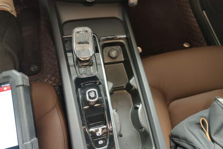 Used Volvo S60 2024 B4 Zhiyi Luxury Edition