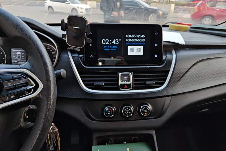 Used Baojun 730 2021 1.5L Manual Fashion Version 7 Seats