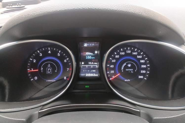 Used Hyundai Santa Fe 2013 Revised Version 2.0T Automatic All-Wheel Drive Top-Tier Trim
