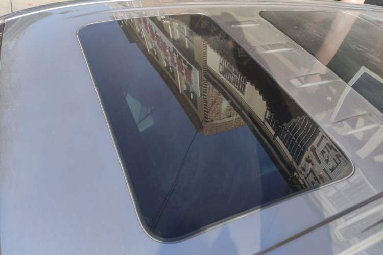 Used Roewe iMAX8 New Energy 2025 1.5T DMH Lu Zun Deluxe Edition
