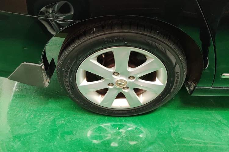 Used Nissan Sylphy 2009 1.6XE Automatic Comfort Edition Right Rear Wheel Hub