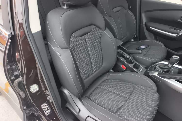 Used Renault Kadjar 2017 2.0L Two-Wheel Drive Comfort Edition