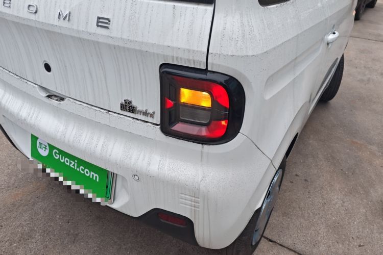 Used Geely Galaxy Panda 2024 Panda Mini 200km Endurance Bear
