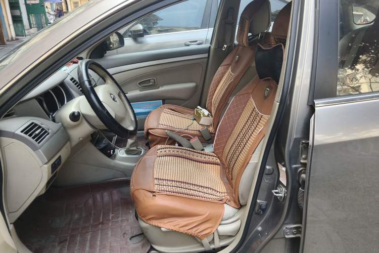 Used Nissan Sylphy 2012 Classic 1.6XE Manual Comfort Edition
