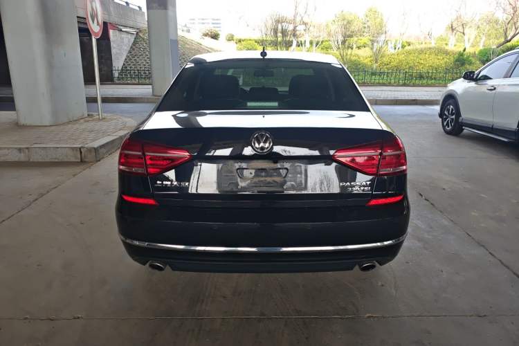 Used Volkswagen Passat 2017 330TSI DSG Luxury Edition Rear