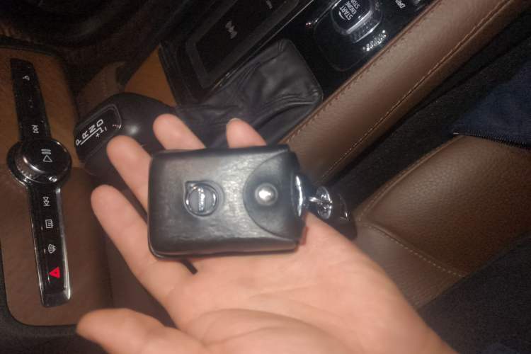 Used Volvo XC90 2020 T6 Zhiyi Luxury 7-Seater Vehicle Key