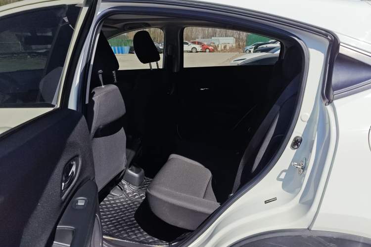 Used Honda Vezel 2020 1.5L CVT Elite Edition
