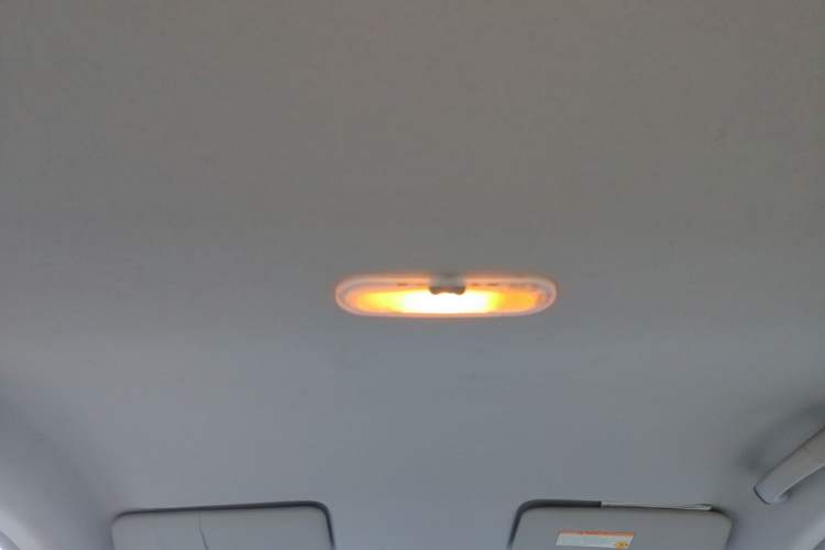 Used Nissan Sunny 2011 1.5XE Manual Comfort Edition Headliner