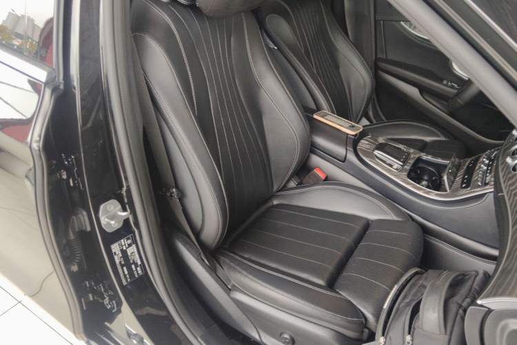 Used Mercedes-Benz E-Class 2022 Second Facelift E 300 L Fashion Edition