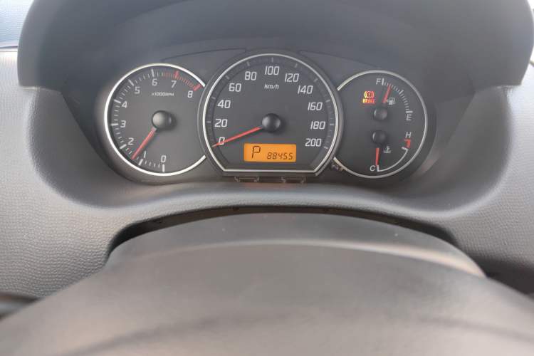 Used Suzuki Swift 2016 1.5L Automatic Fashionable Coolplay Edition