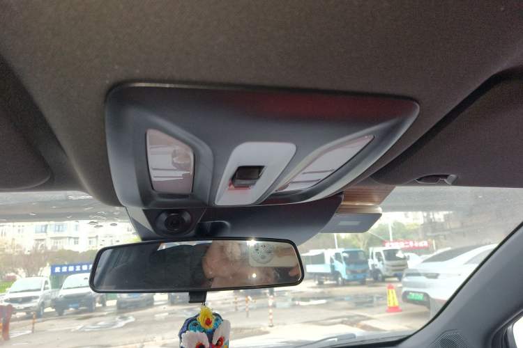 Used CHANGAN UNI-T 2020 1.5T Prestige Version
