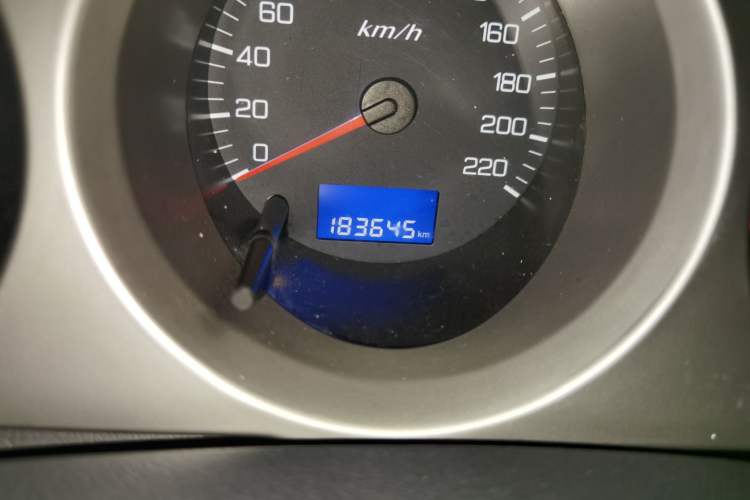 Used Dongfeng Aeolus H30 2011 1.6L Manual Zunya Model
