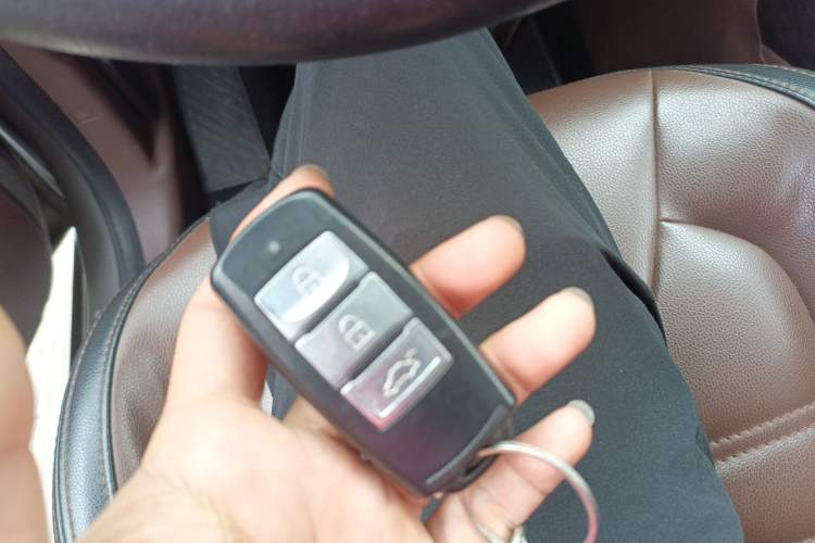 Used FORTHING SX6 2016 1.6L CVT Deluxe Model