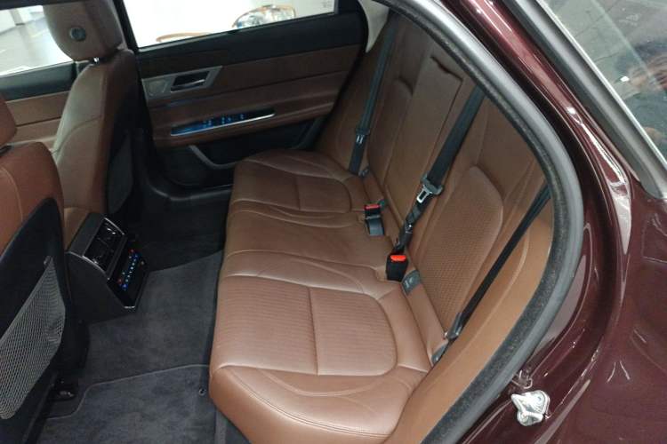 Used Jaguar XFL 2017 XFL 2.0T 240PS Luxury Edition