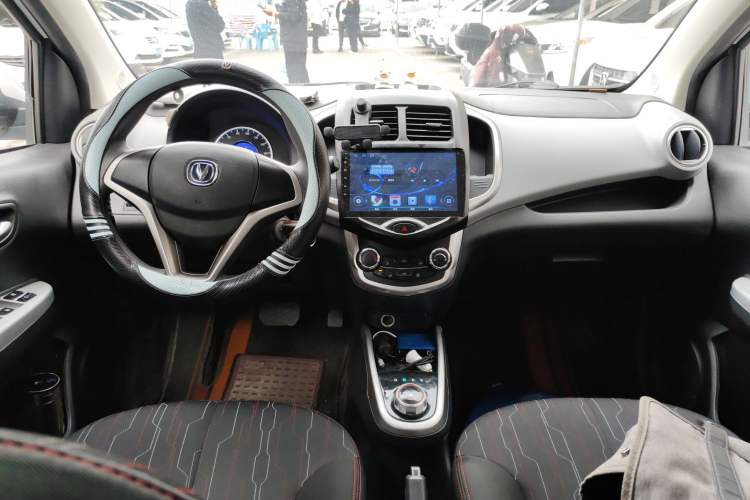 Used CHANGAN Benni E-Star 2021 National Edition Xinyue Version (Fast-Charging Edition) Lithium NMC Center Console