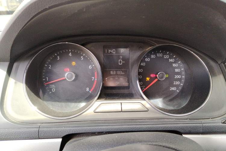 Used Volkswagen Gran Lavida 2015 1.6L Automatic Comfort Edition
