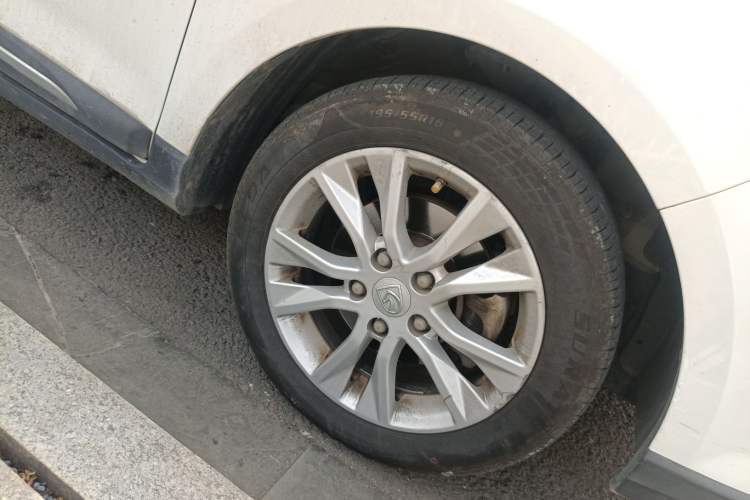 Used Baojun 730 2016 1.5L Manual Comfort Version 7 Seats China V Emission Standard