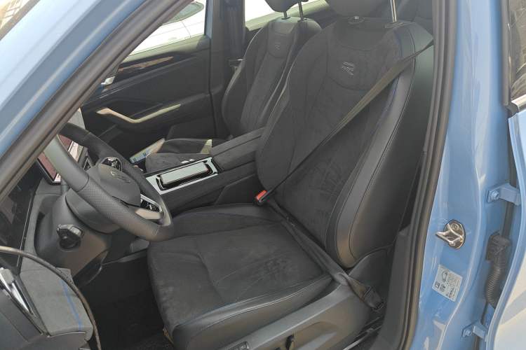 Used Volkswagen Tiguan L 2024 PRO 380TSI Four-Wheel Drive R-Line Prestige Edition Left Front Seat