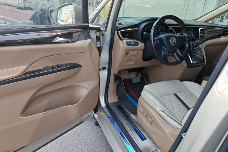 Used Buick GL8 2017 ES 28T Luxury Model China V Standard
