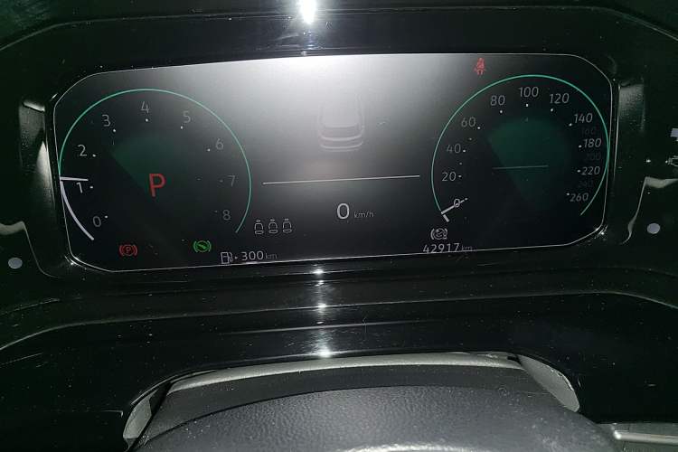 Used Volkswagen Golf 2021 280TSI DSG R-Line Odometer Close Up