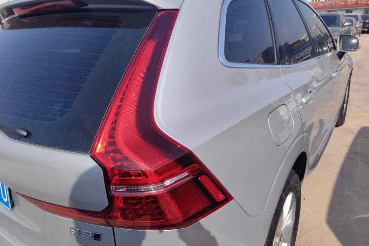 Used Volvo XC60 2022 B5 4x4 Zhiyi Luxury Edition