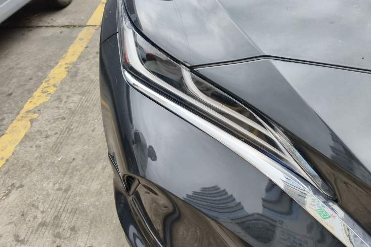 Used Toyota Harrier 2023 2.0L CVT Two-Wheel Drive Deluxe Edition